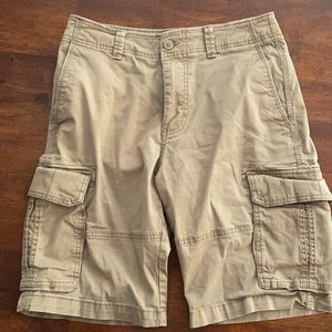 Khaki Good Fellow cargo shorts